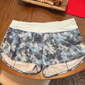 Lululemon blue geometrical shorts